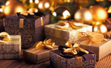 50+ Best Christmas Gifts for Newlyweds for their First Holiday After the Wedding Modern Christmas gifts